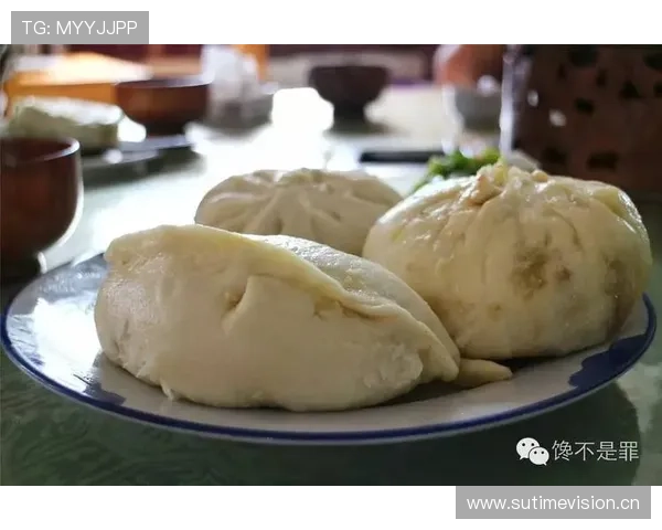 山口茜每天吃三顿饭还得算着卡路里，我连奶茶自由都还没实现